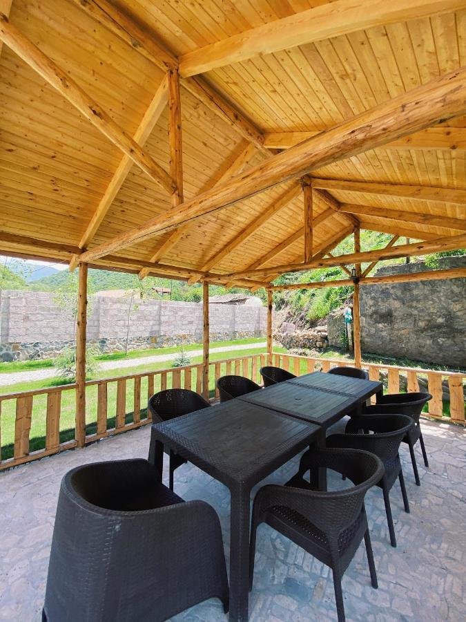 Hovek Guest House Dilijan Exteriör bild